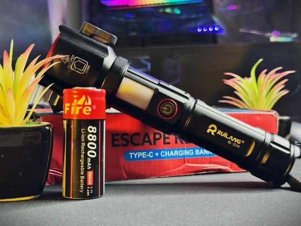 Strong Rechargeable Flashlight(RL-2210)